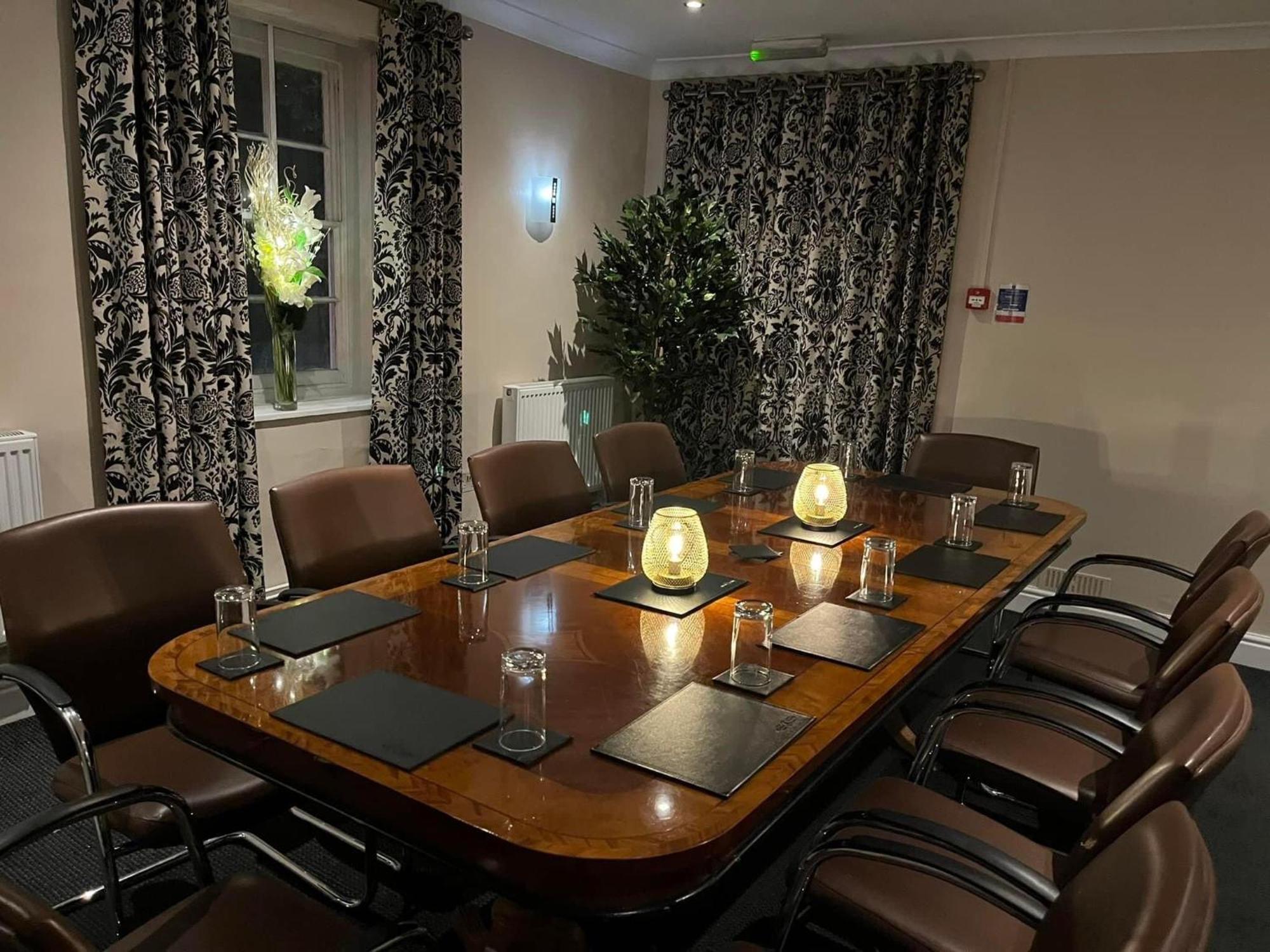 贝斯特韦斯特小修道院酒店 Bury St. Edmunds 外观 照片